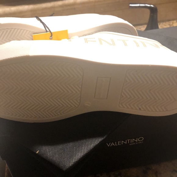New Valentino Shoes. - Picture 6 of 10